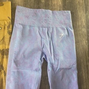 Set of 3 gymshark leggings size small, in new condition